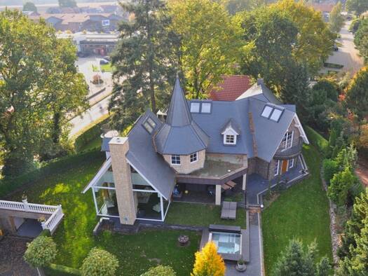 Einfamilienhaus zum Kauf 990.000 € 8 Zimmer 200 m² 1.301 m² Grundstück Uelsen 49843