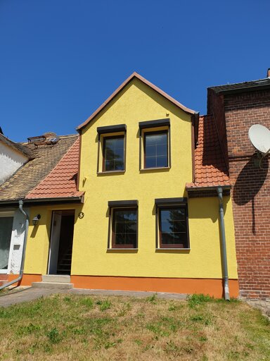 Reihenmittelhaus zum Kauf provisionsfrei 99.000 € 4 Zimmer 99 m² 294 m² Grundstück Anger 43 Jeßnitz Jeßnitz 06800