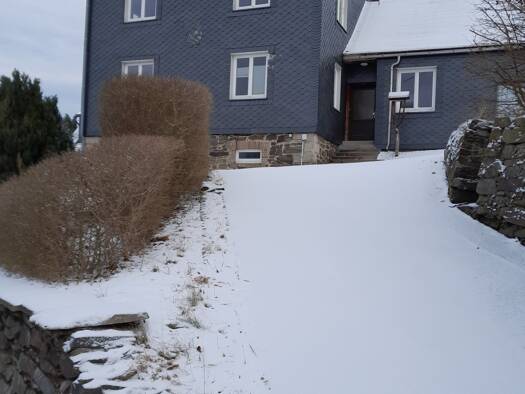 Haus zur Versteigerung provisionsfrei 90.000 € 1.006 m² Grundstück frei ab sofort Laubtalstraße 3 Meuselbach Meuselbach-Schwarzmühle 98746