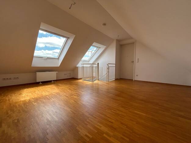 Maisonette zum Kauf 299.000 € 2 Zimmer 69 m² 5. Geschoss Innenstadt Fürth 90762