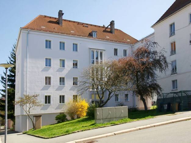 Wohnung zur Miete 354 € 3 Zimmer 67,1 m² 3. Geschoss Südstraße 5 Südvorstadt Plauen 08527