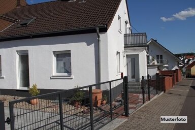 Reihenmittelhaus zum Kauf 411.000 € 4 Zimmer 119 m² 300 m² Grundstück Eltville Eltville 65343