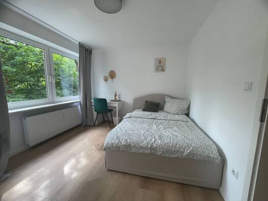 Wohnung zur Miete 700 € 1 Zimmer 10 m² 2. Geschoss Thalk.Obersendl.-Forsten-Fürstenr.-Solln München 81475