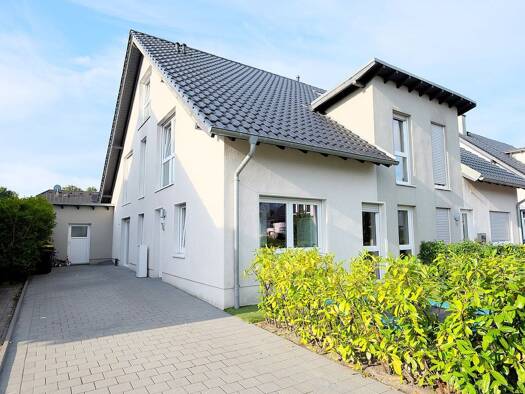 Doppelhaushälfte zum Kauf 555.500 € 7 Zimmer 178,5 m² 281 m² Grundstück Kranenburg 47559