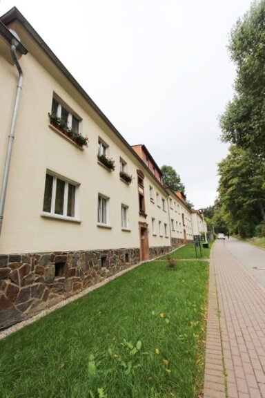 Wohnung zur Miete 230 € 2 Zimmer 35,7 m² EG Straße des Bergmanns 121 Leumnitz Gera 07546