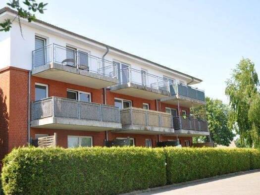 Wohnung zur Miete 520 € 2 Zimmer 52,8 m² EG frei ab sofort Straße am Sund 47 Parow Kramerhof 18445