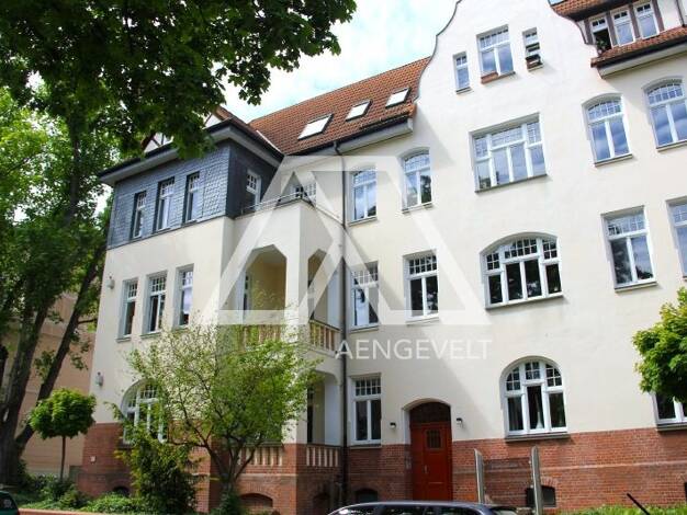 Wohnung zur Miete 874 € 3 Zimmer 92 m² 1. Geschoss frei ab 01.11.2026 Leipziger Str. Leipziger Straße 39112