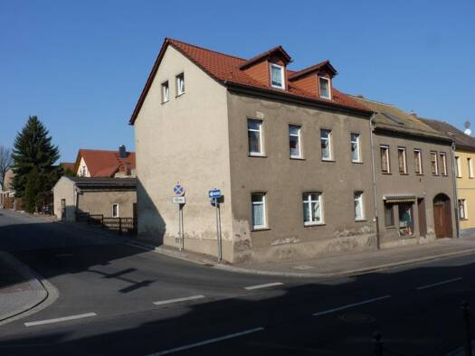 Mehrfamilienhaus zum Kauf 45.000 € 8 Zimmer 173 m² 362 m² Grundstück Dahlen 04774