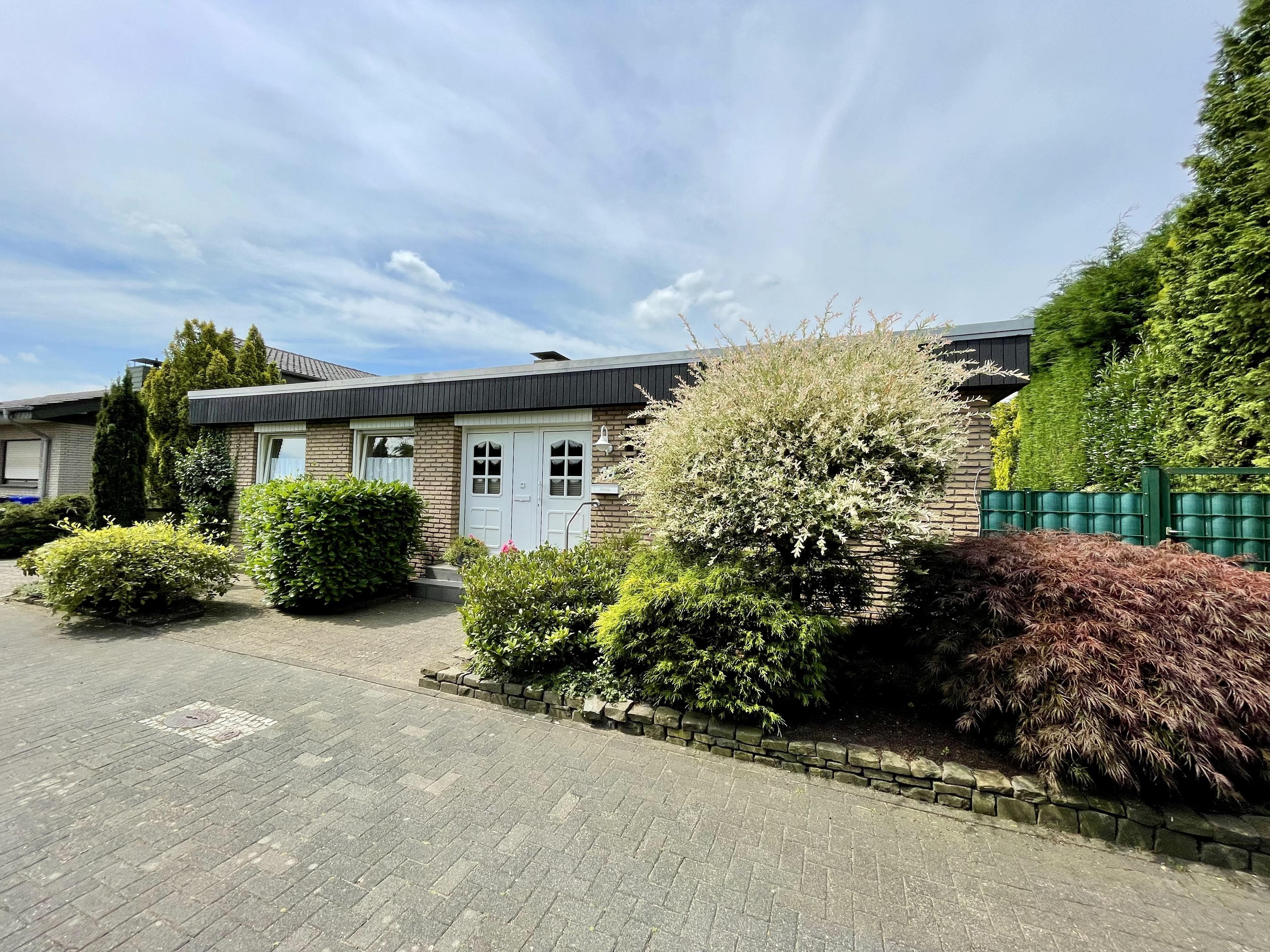 Bungalow zum Kauf 349.000 € 4 Zimmer 128,8 m²<br/>Wohnfläche 489 m²<br/>Grundstück 01.01.2025<br/>Verfügbarkeit Borken Borken 46325