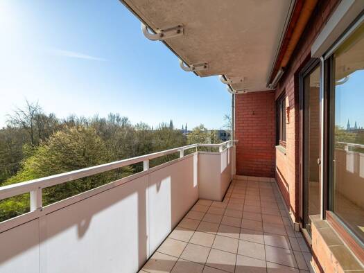 Wohnung zum Kauf 180.000 € 3,5 Zimmer 78 m² 5. Geschoss St. Lorenz Nord St. Lorenz-Nord 23554