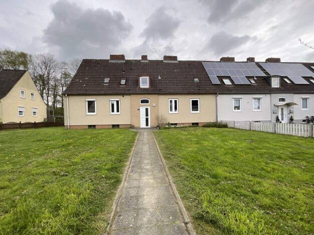 Wohnung zur Miete 339 € 2 Zimmer 36 m² 1. Geschoss frei ab 14.11.2025 Olivaer Weg 11 Fedderwardergroden Wilhelmshaven 26388