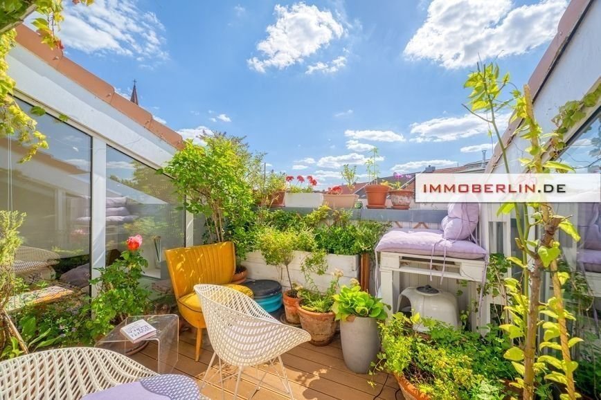 Wohnung zum Kauf 496.000 € 2 Zimmer 62 m²<br/>Wohnfläche ab sofort<br/>Verfügbarkeit Kreuzberg Berlin 10997