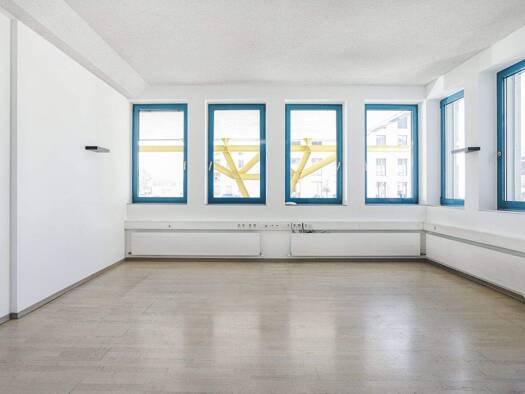 Bürofläche zur Miete 471 € 1 Zimmer 30,8 m² Bürofläche Klaus 6833