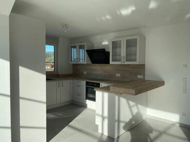 Wohnung zur Miete 1.480 € 4,5 Zimmer 115 m² Dachgeschoss frei ab 01.06.2025 Kleinglattbach Vaihingen an der Enz / Kleinglattbach 71665