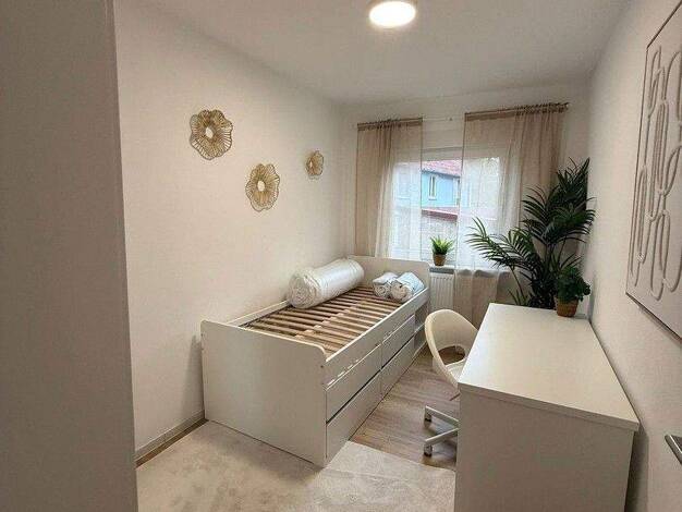 WG-Zimmer zur Miete Wohnen auf Zeit 365 € 9,5 m² EG Heilbronn 74076