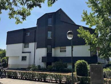 Wohnung zum Kauf 150.000 € 2 Zimmer 88 m² Dachgeschoss, 2. Geschoss Dr.-Sturmthal-Straße Bad Pyrmont Bad Pyrmont 31812