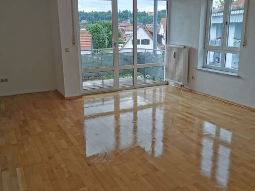Wohnung zur Miete 760 € 3 Zimmer 74 m² 1. Geschoss frei ab sofort Trostberg Trostberg 83308