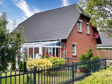 Einfamilienhaus zum Kauf 349.000 € 3 Zimmer 108 m² 486 m² Grundstück frei ab 01.08.2025 Neubrandenburg 17033