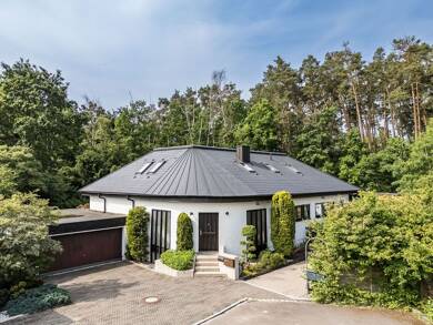Villa zum Kauf 1.290.000 € 7 Zimmer 210 m² 1.410 m² Grundstück Großschwarzenlohe Wendelstein 90530