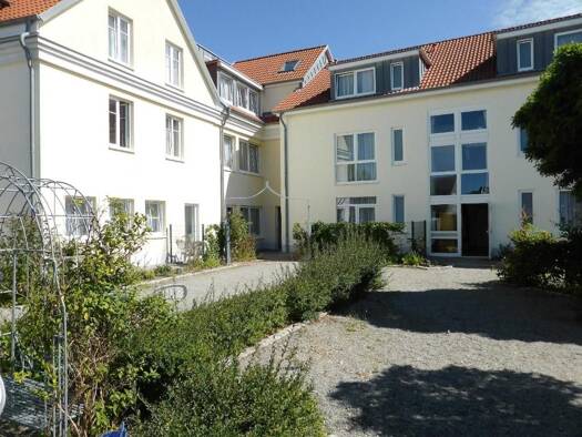 Wohnung zum Kauf 95.000 € 1 Zimmer 35 m² Wiek Wiek 18556