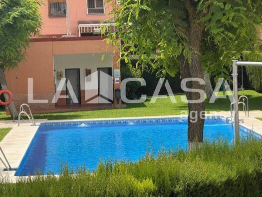 Chalet zum Kauf 329.000 € 4 Zimmer 118 m² Dos Hermanas 41089