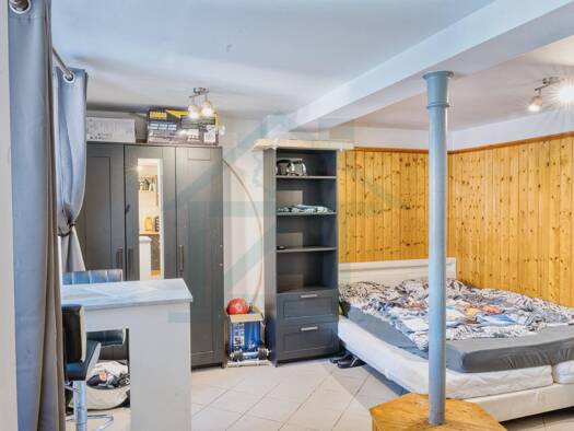 Wohnung zur Miete 200 € 1 Zimmer 26,2 m² Kahla 07768