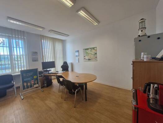 Büro zur Miete provisionsfrei 540 € 1 Zimmer 35 m² Bürofläche Falkensee 14612