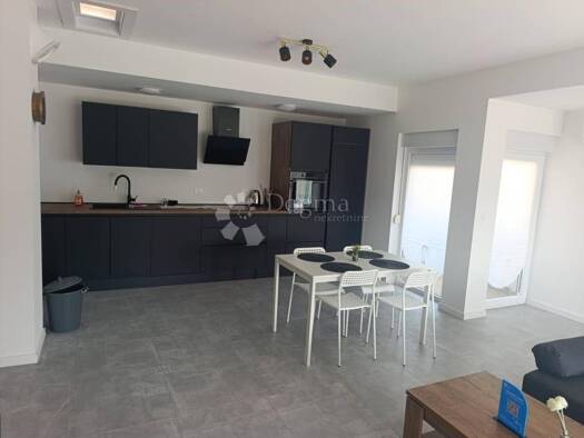Wohnung zum Kauf 250.000 € 3 Zimmer 107 m² 2. Geschoss Biograd na Moru Biograd na Moru