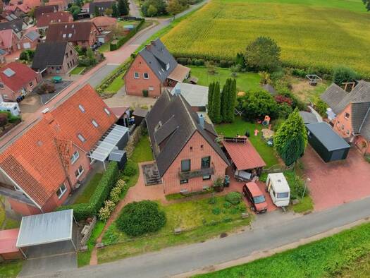 Einfamilienhaus zum Kauf 219.000 € 6 Zimmer 178 m² 668 m² Grundstück Hilten Neuenhaus 49828