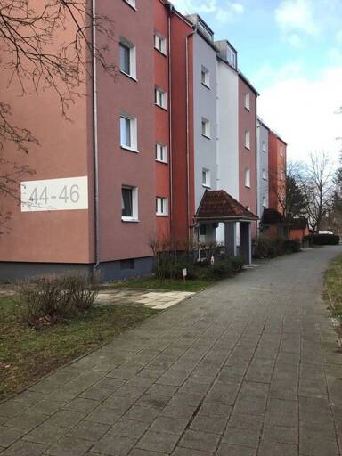 Wohnung zur Miete 1.137 € 3,5 Zimmer 82,9 m² frei ab 17.05.2025 Buergweg 46 Mögeldorf Nürnberg 90482