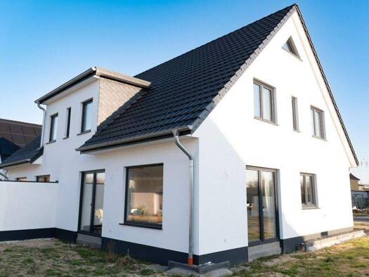 Doppelhaushälfte zum Kauf 5 Zimmer 127 m² 375 m² Grundstück Lichtenhagen Rostock 18107