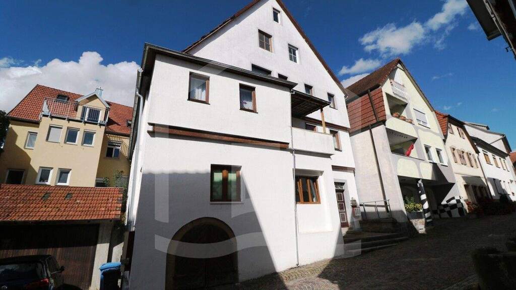 Mehrfamilienhaus zum Kauf 430.000 € 12 Zimmer 285 m² 180 m² Grundstück Gundelsheim 74831