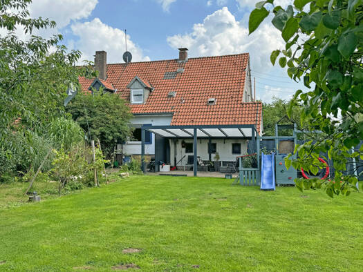 Doppelhaushälfte zum Kauf 245.000 € 5 Zimmer 68,2 m² 899 m² Grundstück Voerde 46562