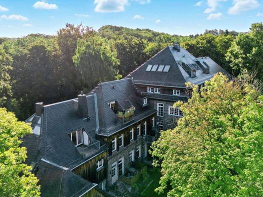 Wohnung zum Kauf 215.000 € 4,5 Zimmer 148 m² Harthau Chemnitz 09125