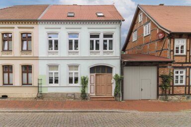 Immobilie zum Kauf als Kapitalanlage geeignet 249.000 € 4 Zimmer 156 m² 242,1 m² Grundstück Parchim Parchim 19370