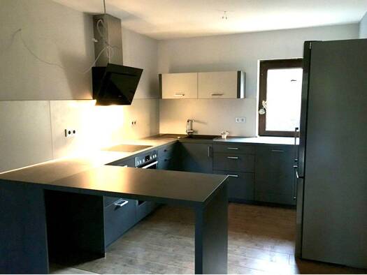 WG-Zimmer zur Miete 1.100 € 3 Zimmer 90 m² Geschoss 1/2 frei ab sofort Veitshöchheim 97209