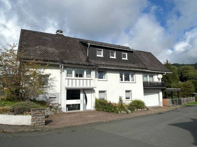 Mehrfamilienhaus zum Kauf 298.000 € 8 Zimmer 197 m² 615 m² Grundstück Mandeln Dietzhölztal 35716