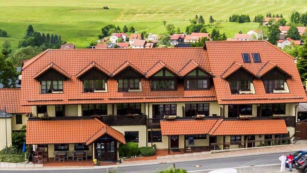 Hotel zum Kauf 799.500 € 56 Betten 65,4 m² Gastrofläche Hinterrod Eisfeld 98673