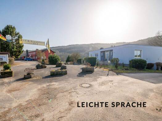 Mehrfamilienhaus zum Kauf 990.000 € 35 Zimmer 1.118 m² 9.679 m² Grundstück frei ab sofort Bornweg 15-16 Holsthum 54668