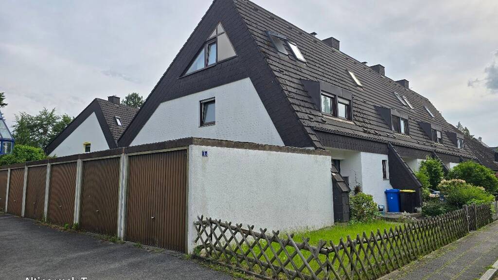 Reihenendhaus zum Kauf als Kapitalanlage geeignet 5 Zimmer 159 m² 190 m² Grundstück Erlachweiherstraße 1 c Herpersdorf Nürnberg 90455