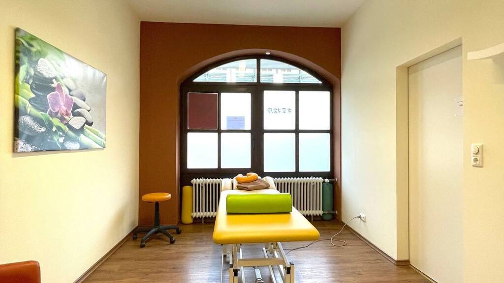 Praxis zum Kauf 271.000 € 8 Zimmer 166 m² Bürofläche Bad Griesbach Bad Griesbach im Rottal 94086