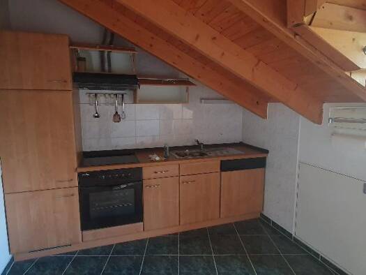 Wohnung zur Miete 546 € 2 Zimmer 84 m² Bornaerstraße 124 Borna-Heinersdorf Chemnitz 09114