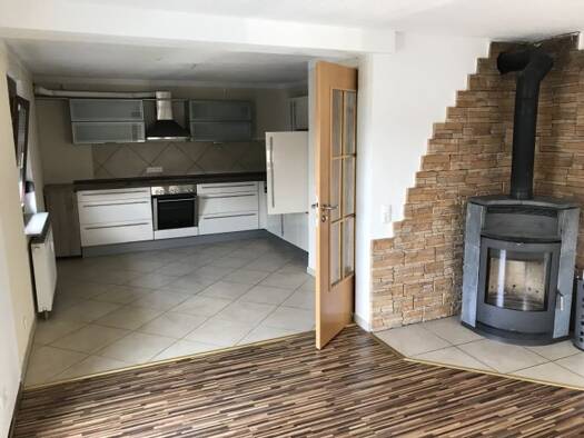 Wohnung zur Miete 330 € 2 Zimmer 45 m² Geschoss -1/2 frei ab 01.02.2026 Wacholderweg  7 Pottenstein 91278