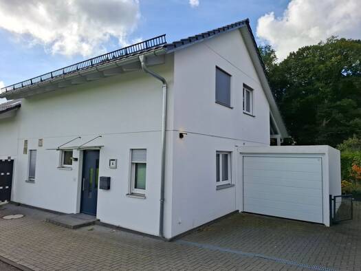 Doppelhaushälfte zur Miete 1.540 € 3 Zimmer 114 m² 320 m² Grundstück frei ab 01.01.2027 Witzhelden Leichlingen (Rheinland) 42799