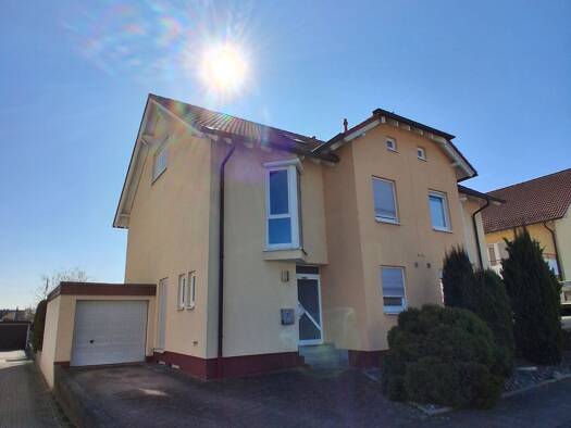 Doppelhaushälfte zum Kauf 660.000 € 5 Zimmer 166 m² 203 m² Grundstück frei ab sofort Neuthard Karlsdorf-Neuthard 76689
