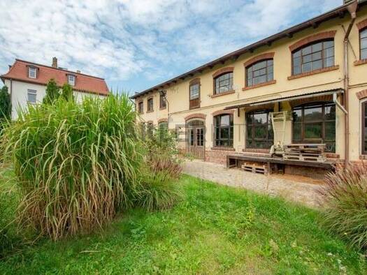 Mehrfamilienhaus zum Kauf 350.000 € 8 Zimmer 231,9 m² 1.047,4 m² Grundstück Hauptstraße 68 Großdeuben Böhlen 04564