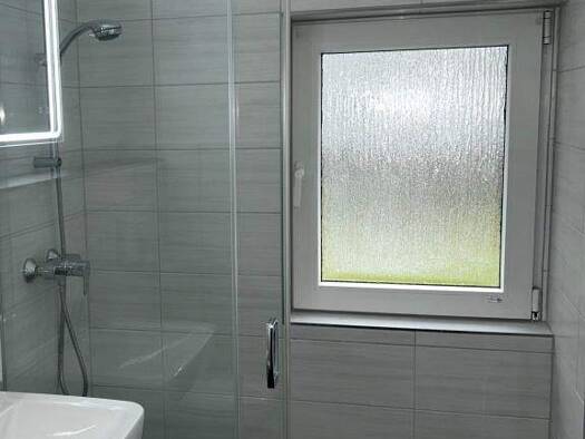 Wohnung zur Miete 375 € 2 Zimmer 49 m² EG Turnerstraße 21 Schkeuditz 04435