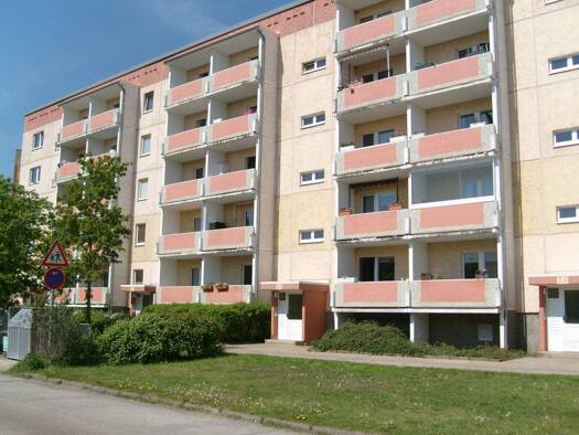 Wohnung zur Miete 284 € 3 Zimmer 60 m² 4. Geschoss frei ab sofort Hufeisenstraße 32 Reitbahnviertel Neubrandenburg 17034