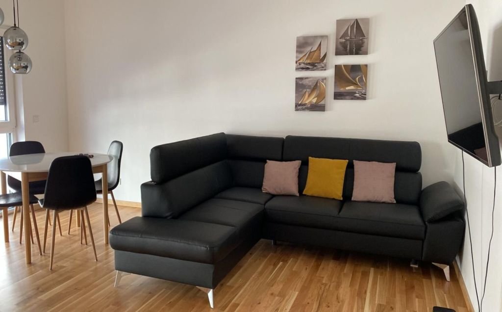 Wohnung zur Miete Wohnen auf Zeit 1.750 € 2 Zimmer 50 m²<br/>Wohnfläche ab sofort<br/>Verfügbarkeit Demmeringstraße Altlindenau Leipzig 04177