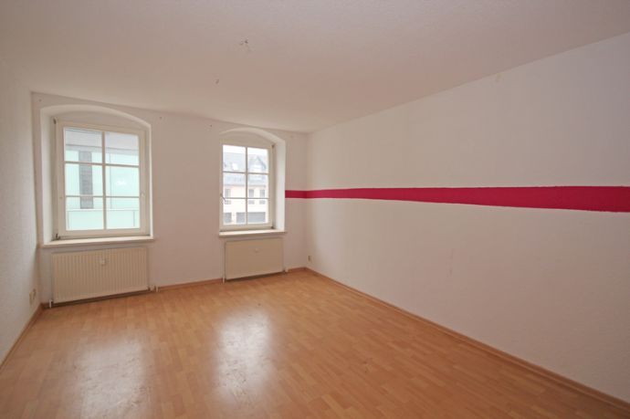 Wohnung zur Miete 275 € 2 Zimmer 55 m²<br/>Wohnfläche 1.<br/>Geschoss ab sofort<br/>Verfügbarkeit Theaterstraße 4 Döbeln Döbeln 04720